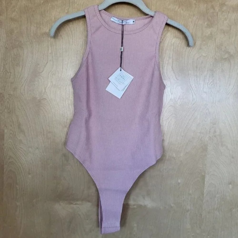 By Egreis Blush Pink Ribbed Bodysuit